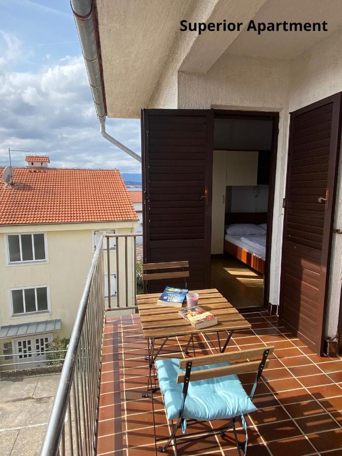 Apartments Zivko Malinska Esterno foto